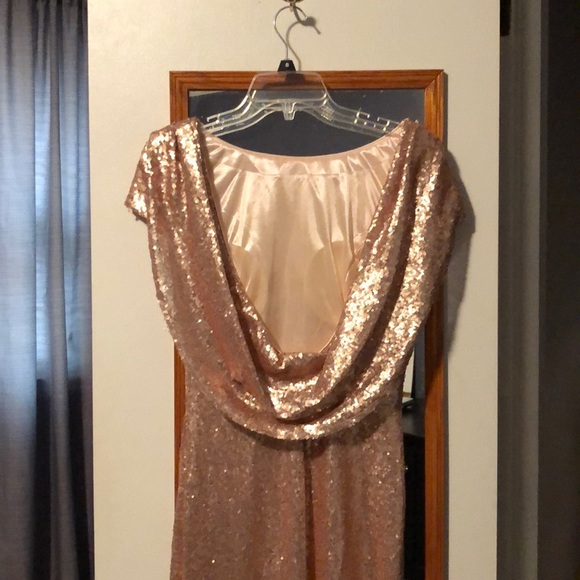 Rose gold sequin dress - Picture 6 of 8
